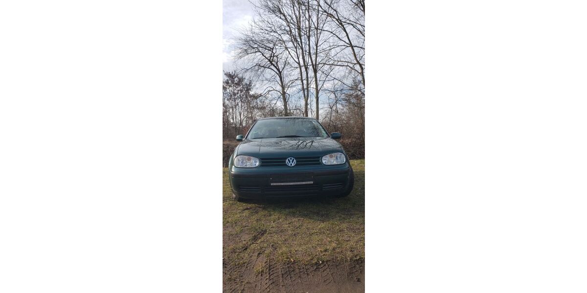 VW Golf 140.000 km 2.100 &euro; Oschersleben 39387