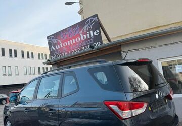 SsangYong Rodius 200.000 km 6.700 &euro; Magdeburg 39106