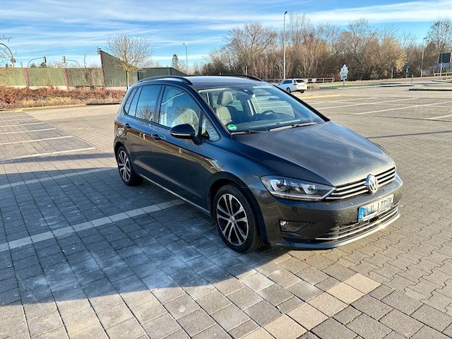 VW Golf Sportsvan 132.200 km 10.900 &euro; Egeln 39435
