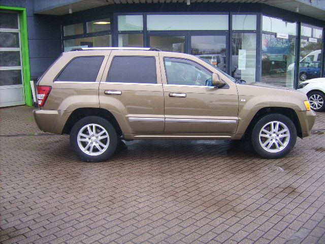 Jeep Grand Cherokee 207.510 km 12.999 &euro; Schönebeck 39218