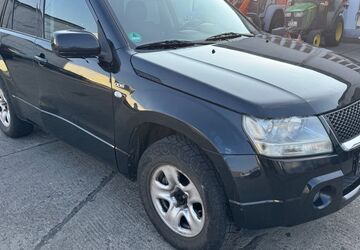 Suzuki Grand Vitara 187.500 km 4.499 &euro; Magdeburg 39126