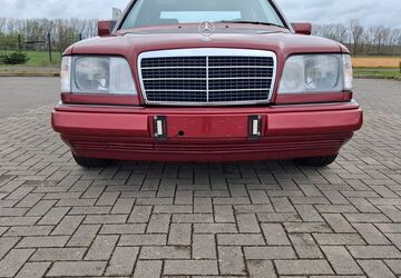 Mercedes-Benz 220 139.770 km 13.499 &euro; Wieglitz 39345