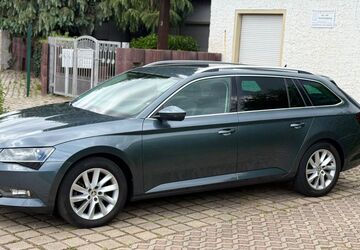 Skoda Superb 297.000 km 8.700 &euro; Magdeburg 39124