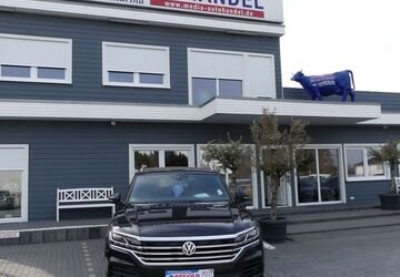 VW Touareg 185.000 km 33.000 &euro; Magdeburg 39108