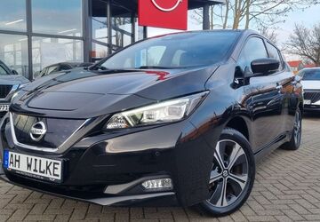 Nissan Leaf 46.100 km 19.490 &euro; Magdeburg 39120