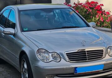 Mercedes-Benz C 320 144.000 km 7.800 &euro; Magdeburg 39128