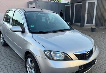 Mazda 2 113.000 km 1.490 &euro; Magdeburg 39112