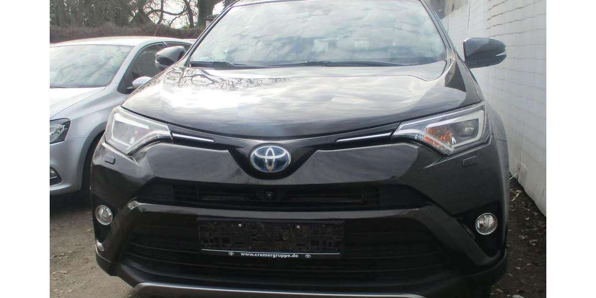 Toyota RAV 4 205.000 km 17.850 &euro; Magdeburg 39122