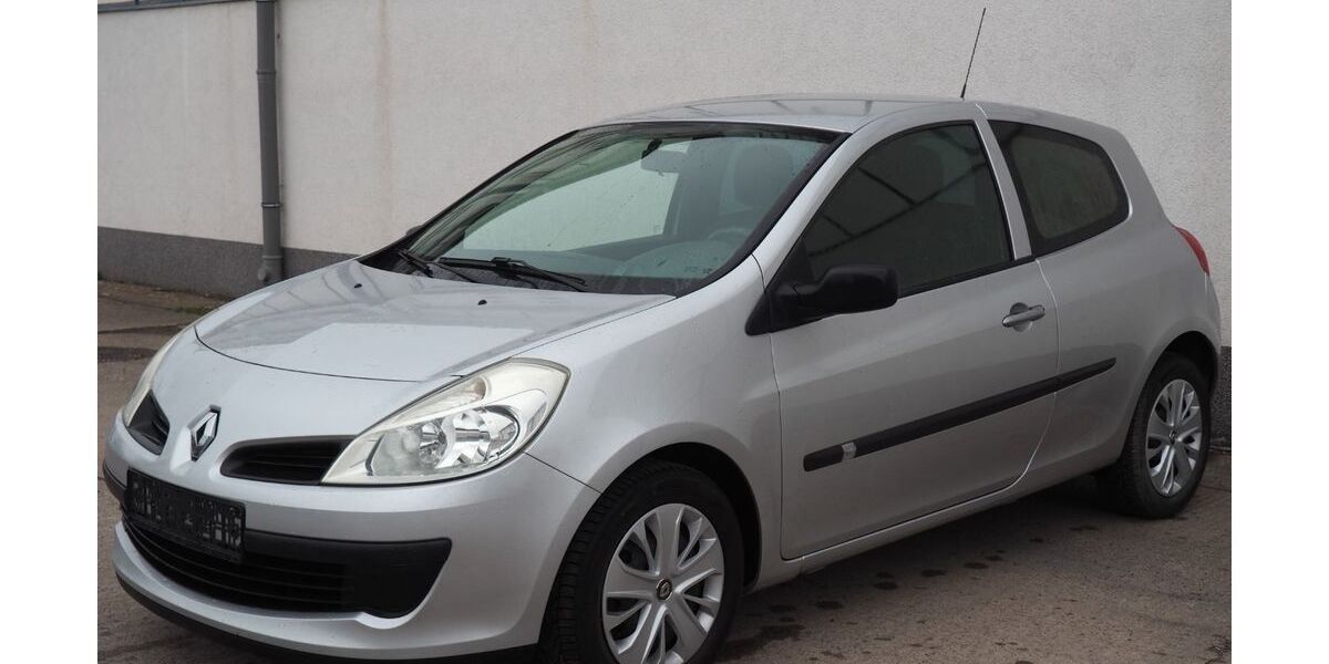Renault Clio 115.658 km 2.790 &euro; Magdeburg 39128