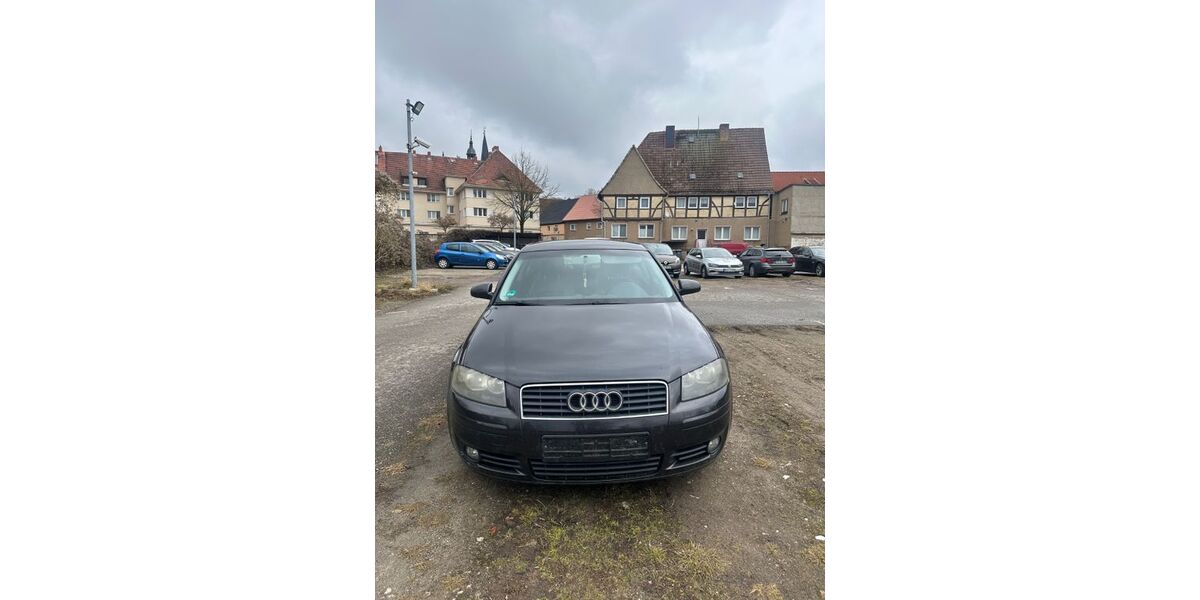 Audi A3 305.000 km 1.200 &euro; Egeln 39435