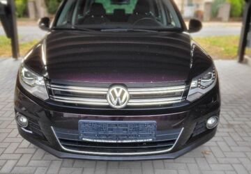 VW Tiguan 86.500 km 9.400 &euro; Westeregeln 39448