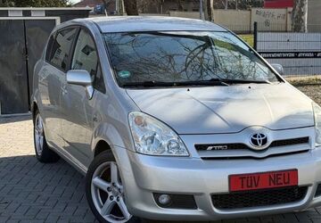Toyota Corolla Verso 280.000 km 2.990 &euro; Heyrothsberge Bideritz 39175