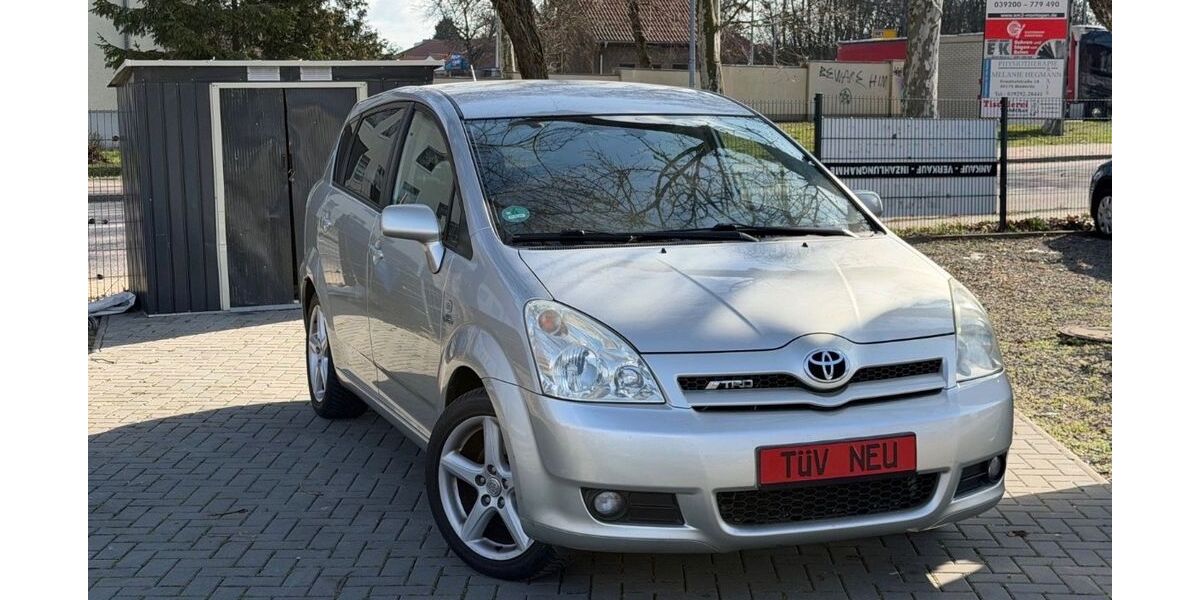 Toyota Corolla Verso 280.000 km 2.990 &euro; Heyrothsberge Bideritz 39175