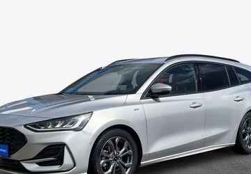 Ford Focus 9.833 km 22.514 &euro; Magdeburg 39116