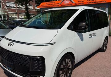 Hyundai STARIA 81.000 km 32.490 &euro; Magdeburg 39124
