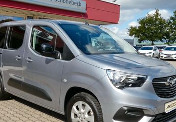 Opel Combo 90.311 km 15.990 &euro; Magdeburg 39120
