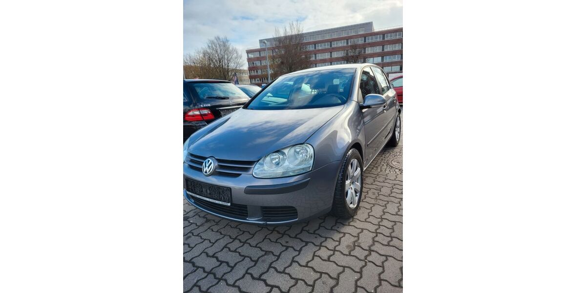 VW Golf 166.000 km 3.200 &euro; Magdeburg 39110