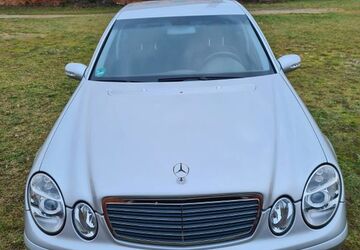 Mercedes-Benz E 200 88.900 km 7.500 &euro; Magdeburg 39124