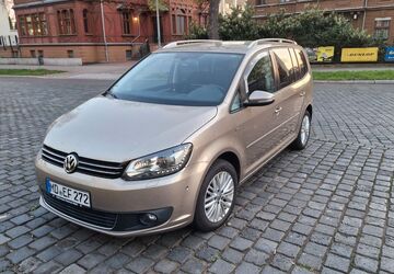 VW Touran 220.000 km 7.000 &euro; Magdeburg 39112