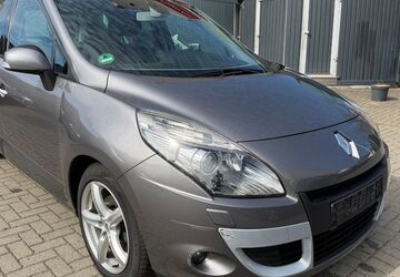 Renault Scenic 240.000 km 2.450 &euro; Magdeburg 39112