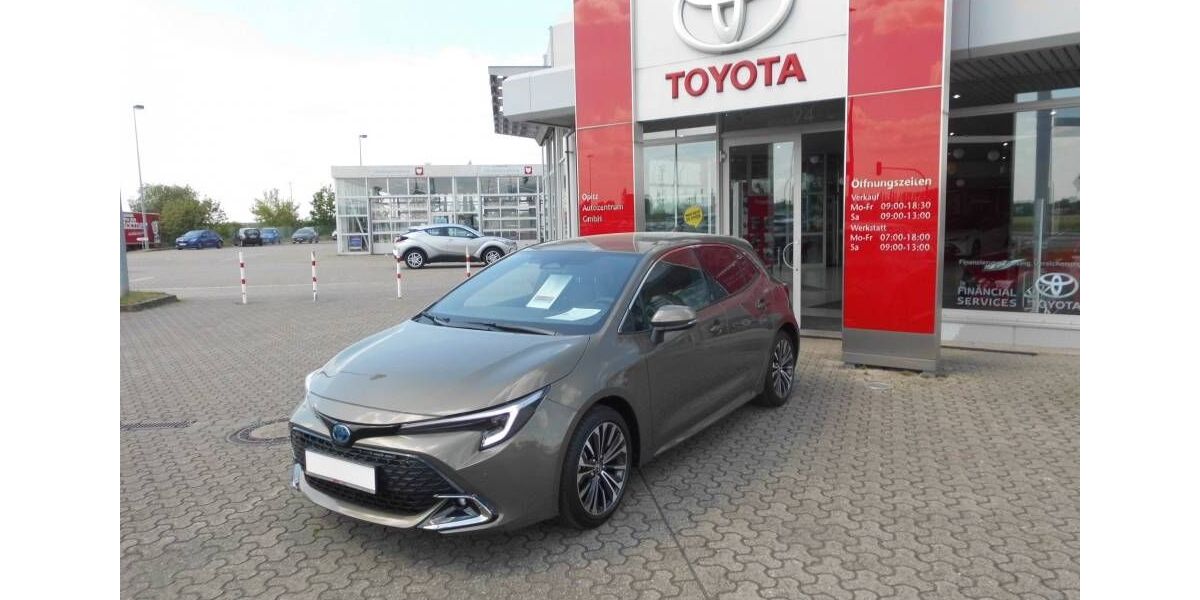 Toyota Corolla 10.431 km 26.990 &euro; Burg 39288