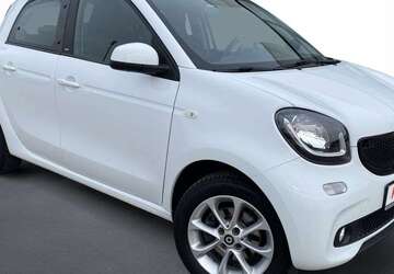 Smart forFour 27.699 km 9.985 &euro; Magdeburg 39128