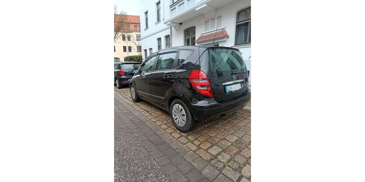 Mercedes-Benz A 170 242.000 km 2.800 &euro; Magdeburg 39112