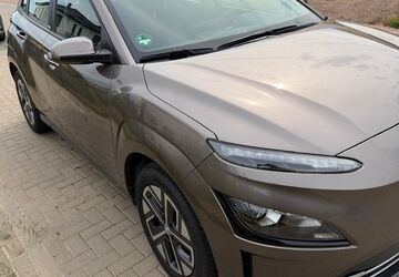 Hyundai KONA Elektro 48.484 km 17.900 &euro; Oschersleben (Bode) OT Emmeringen 39387