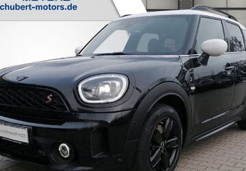 Mini Countryman S (Cooper) 51.573 km 33.990 &euro; Magdeburg 39108