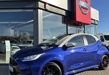 Mazda 2 Hybrid 27.997 km 18.790 &euro; Magdeburg 39120