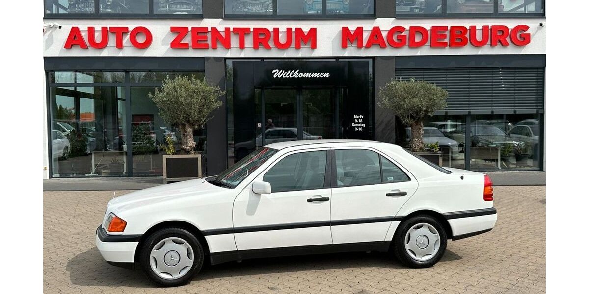 Mercedes-Benz C 180 121.801 km 7.950 &euro; Magdeburg 39112