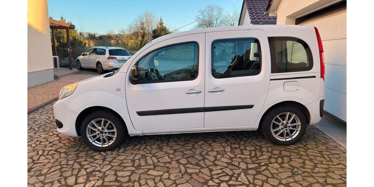 Renault Kangoo 83.886 km 8.950 &euro; Osterweddingen 39171