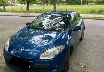 Renault Megane 227.238 km 2.700 &euro; Magdeburg 39112