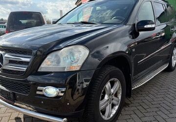 Mercedes-Benz GL 450 328.229 km 8.999 &euro; Hohenwarsleben 39326