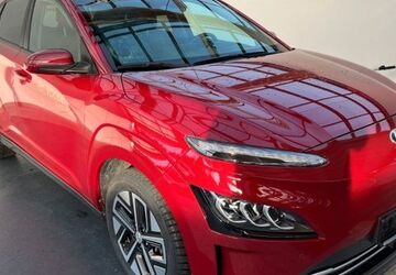 Hyundai KONA Elektro 43.249 km 24.690 &euro; Magdeburg 39116