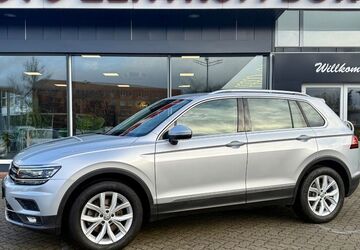 VW Tiguan 71.216 km 26.950 &euro; Burg 39288