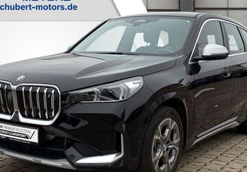 BMW iX1 17.380 km 38.790 &euro; Oschersleben 39387