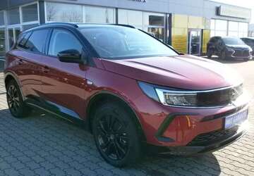 Opel Grandland X 21.769 km 21.400 &euro; Calbe 39240