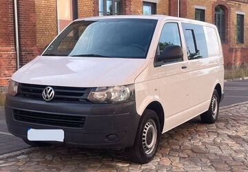 VW T5 Transporter 299.800 km 12.980 &euro; Magdeburg 39130
