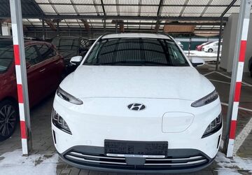 Hyundai KONA Elektro 14.900 km 22.450 &euro; Magdeburg 39116