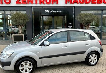 Kia Rio 109.063 km 4.950 &euro; Magdeburg 39112
