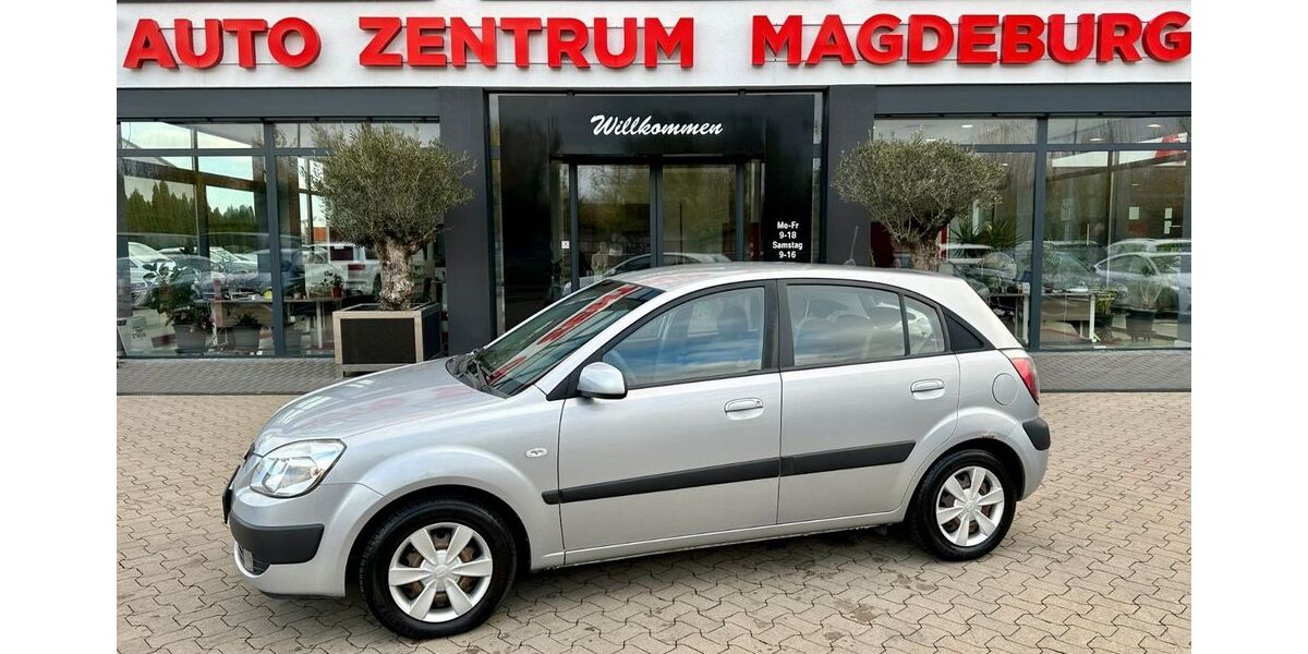 Kia Rio 109.063 km 4.950 &euro; Magdeburg 39112