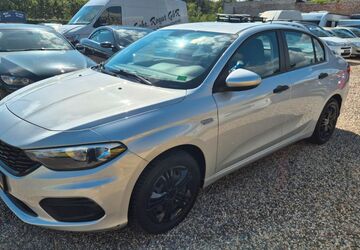 Fiat Tipo 35.200 km 9.900 &euro; Schönebeck 39218