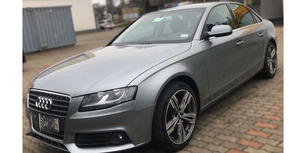 Audi A4 157.804 km 7.777 &euro; Magdeburg 39104