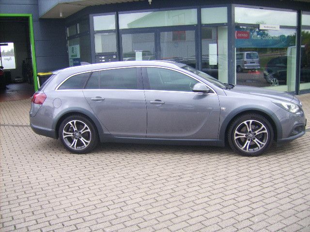 Opel Insignia 166.785 km 10.999 &euro; Schönebeck 39218