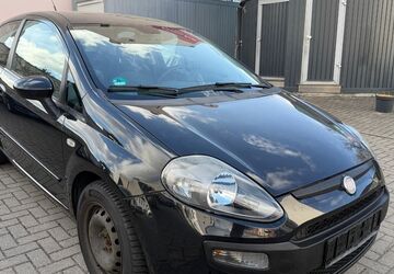 Fiat Punto Evo 157.000 km 2.890 &euro; Magdeburg 39112