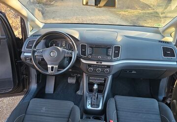 VW Sharan 148.387 km 14.999 &euro; Schönebeck 39218