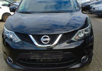 Nissan Qashqai 81.600 km 12.900 &euro; Magdeburg 39128