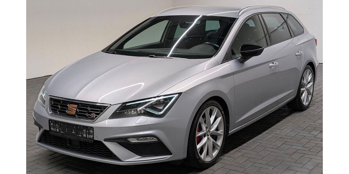 Seat Leon 73.640 km 17.480 &euro; Langenweddingen 39171