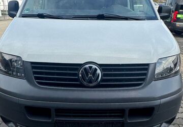 VW T5 Transporter 215.937 km 8.700 &euro; Magdeburg 39122